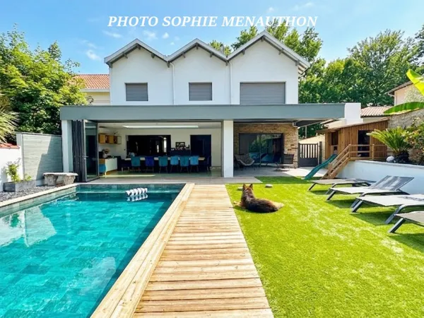 Maison bourgeoise 8 pièces 320 m²