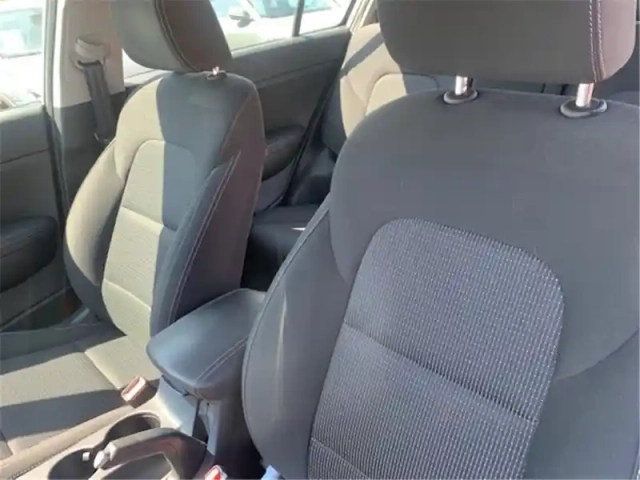 Kia Sportage 1.6 crdi 115 isg 4x2 bvm6 — photo 11