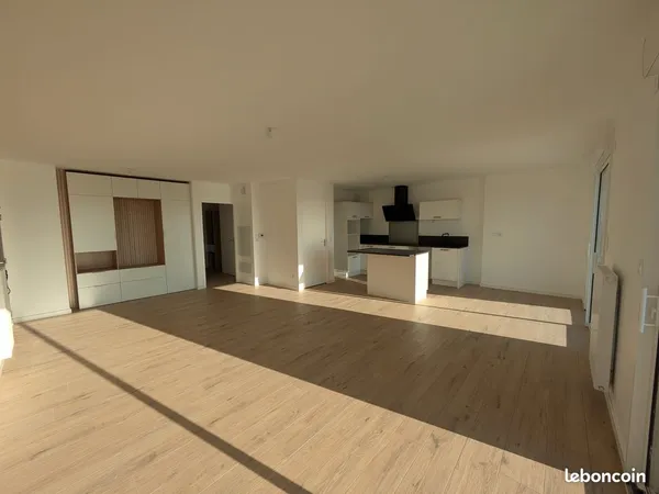 À LOUER Appartement T3 - CHOLET, Quartier Gare