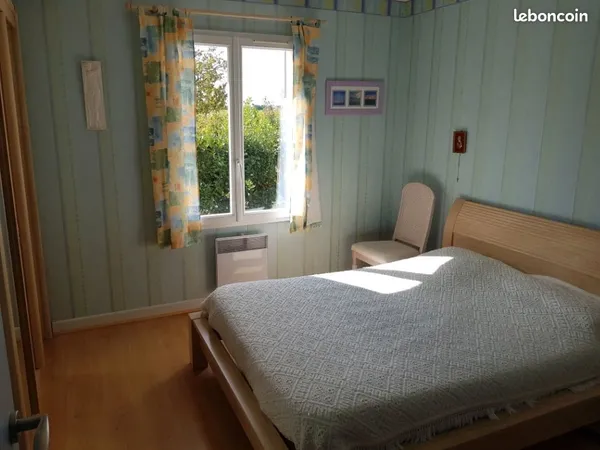Loue chambre pour étudiante chez particulier