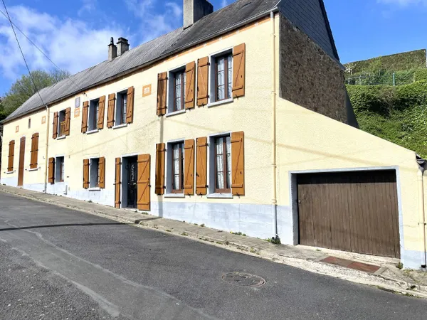 PONT HEBERT - MAISON 120M2 AVEC BEAU JARDIN