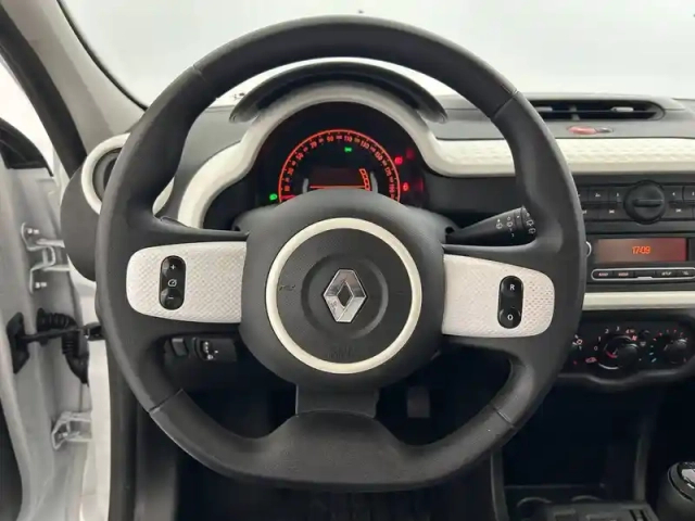 Renault Twingo iii sce 65 - 20 — photo 24