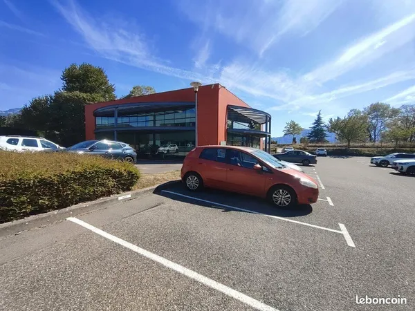 Bureaux 113 m² VOIRON