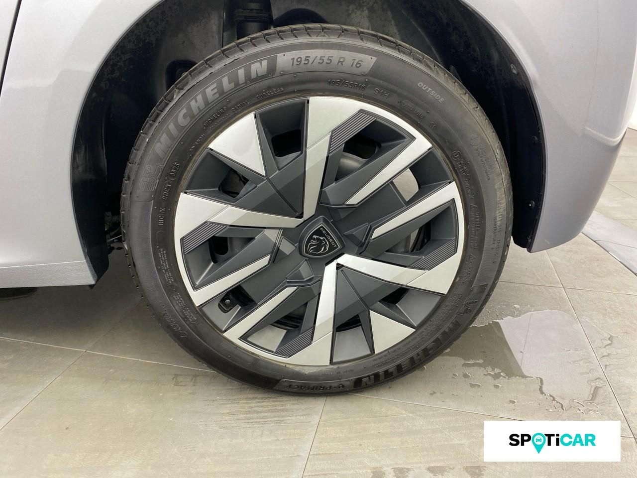 Peugeot 208 1.2 hybrid 110ch style e-dcs6 — photo 11