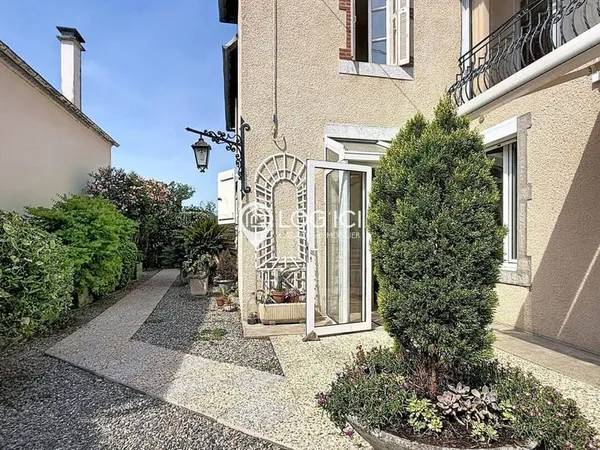 Maison 7 pièces 176 m²