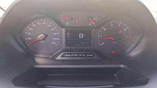 Peugeot Partner 1.2 PureTech 110 - Pro – 2021 – 19444 km – Essence – Boîte Manuelle — photo 15