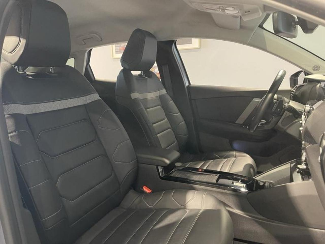 Citroën C4 puretech 155ch s&s shine eat8 — photo 29