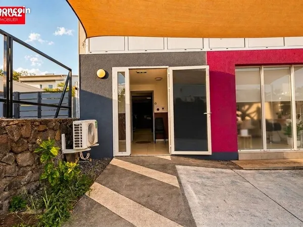 Local commercial 40 m² Le Tampon