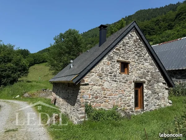 Grange 4 pièces 63 m²