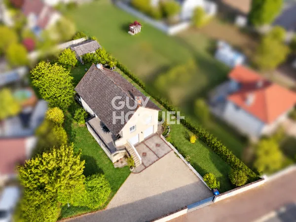 À vendre - Maison familiale de 182 m² à Couternon