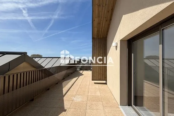 Appartement 5 pièces 144 m²