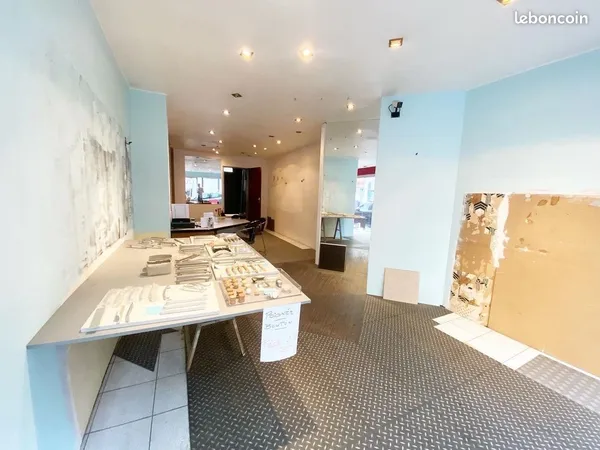 Local 70 m² Rouen