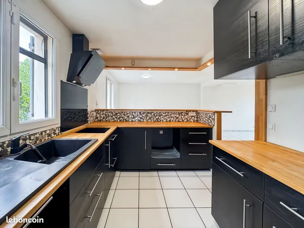 Maison 5 pièces 93 m²