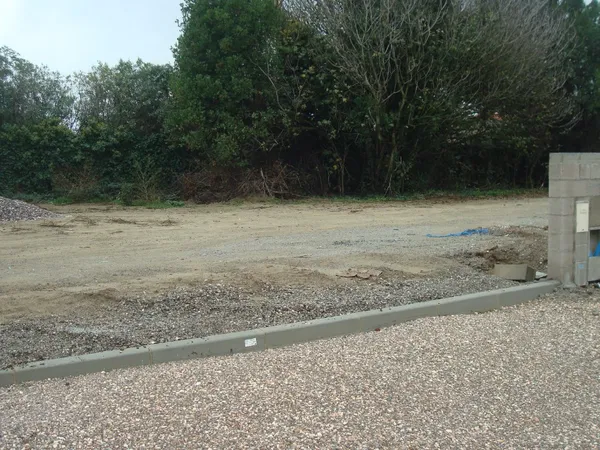 Terrain 350 m²