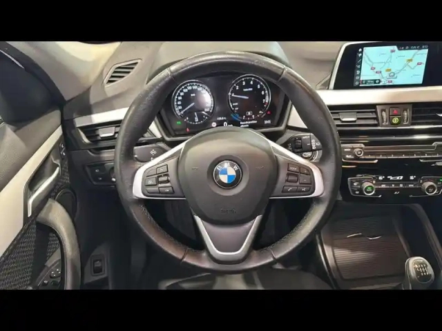 Bmw X1 sdrive18i 140ch lounge euro6d-t — photo 9