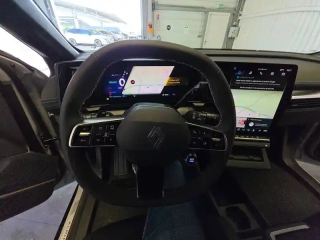 Renault Megane e-tech 220 ch autonomie confort — photo 13