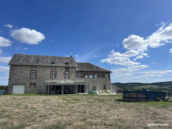Maison 13 pièces 309 m²