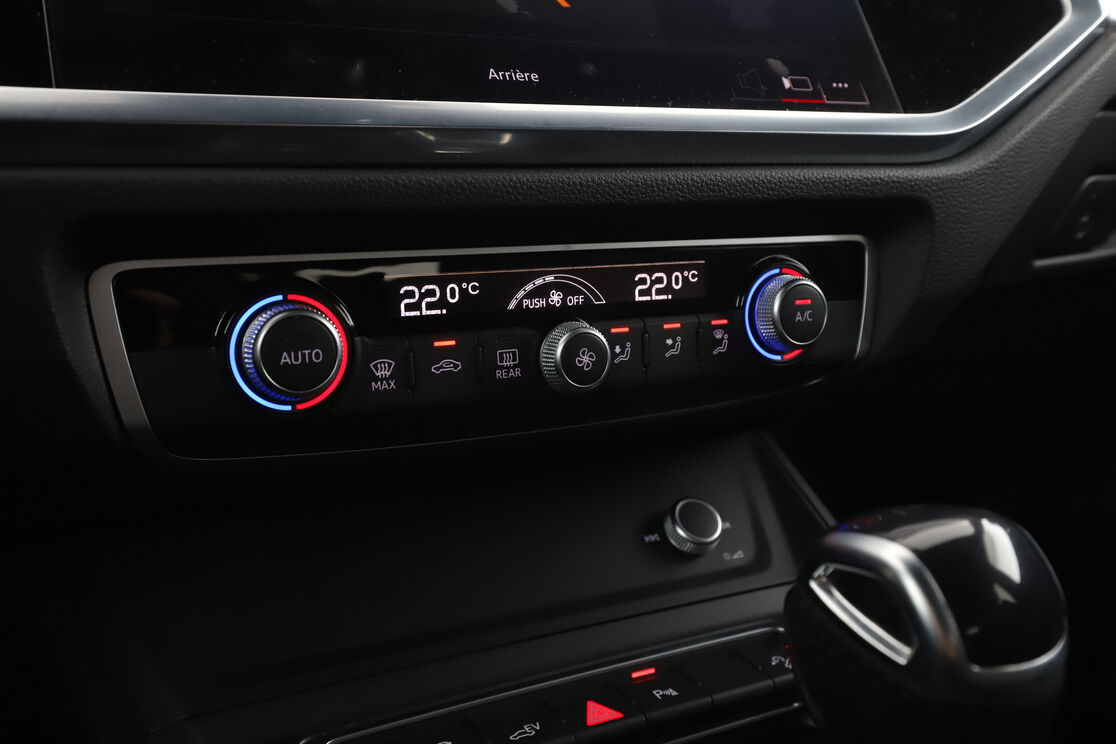 Audi Q3 Sportback 45 TFSIe S Line S Tronic — photo 16