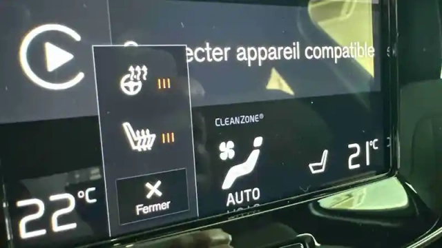 Volvo Xc40 t4 recharge 129+82 ch dct7 — photo 21