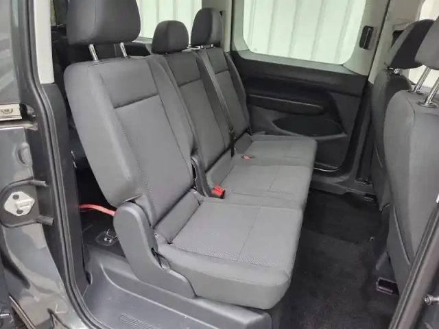 Ford Tourneo Connect grd  2.0 ecoblue 102ch trend — photo 12