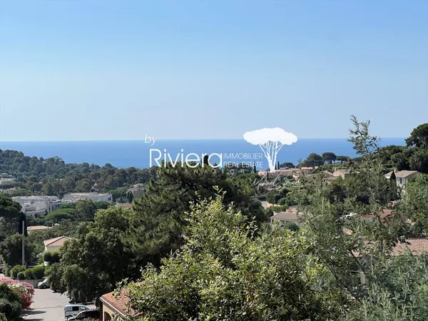 VILLA de 170m2 VUE MER AU CALME ! Beau Potentiel !