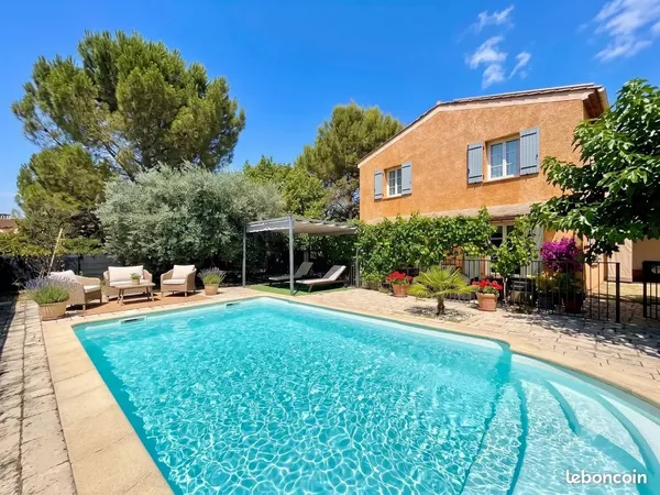 Maison 7 pièces 160 m²