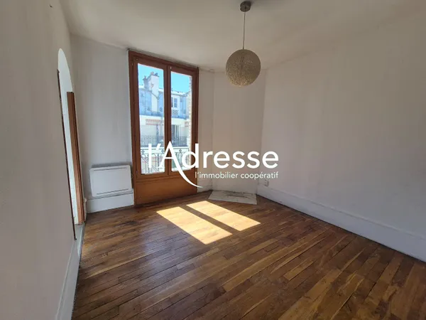 Studio 17m² // Villa Stendhal - 75020 // Métro GAMBETTA