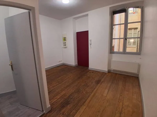 Studio 1 pièce 20 m²