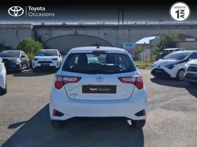 Toyota Yaris 110 vvt-i ultimate cvt 5p — photo 4