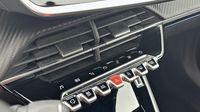 Peugeot 2008 1.2 PureTech 130ch S&S GT EAT8 — photo 15