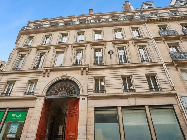 Bureaux 950 m²