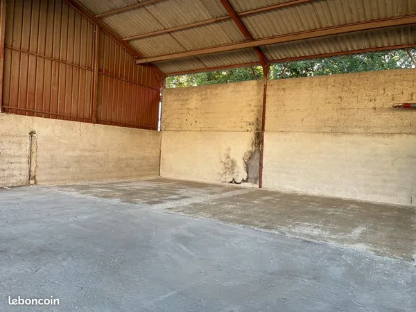 Hangar pour camping car