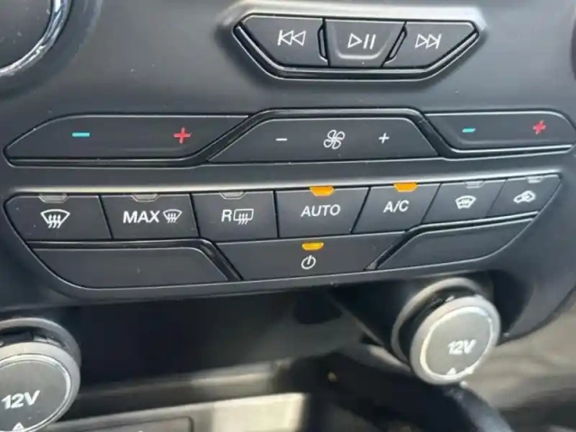 Ford Ranger 2.0 tdci 170ch super cab xlt bva10 — photo 15