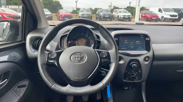 Toyota Aygo 1.0 vvt-i — photo 13