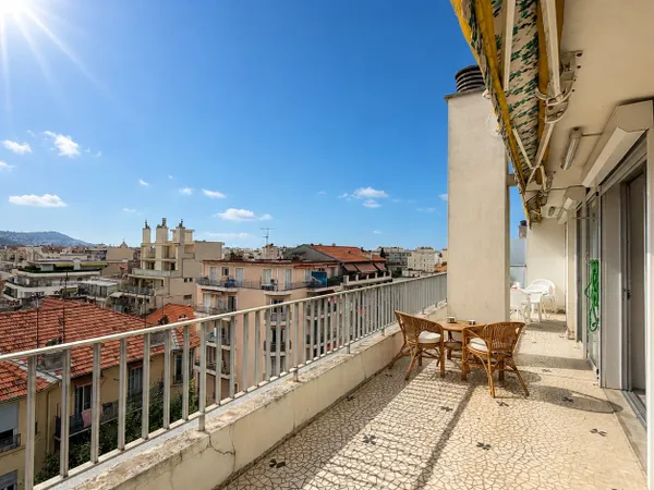 FLEURS BAS GROSSO DERNIER ETAGE