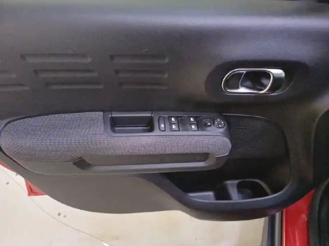 Citroën C3 Aircross bluehdi 120 s&amp;s eat6 — photo 92