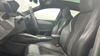Peugeot 308 PHEV 225ch GT Pack e-EAT8 — photo 9