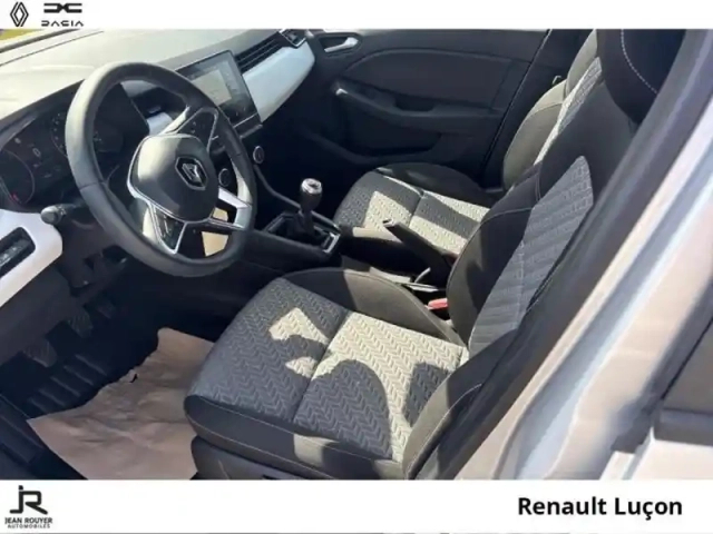 Renault Clio 1.0 tce 90ch evolution — photo 3
