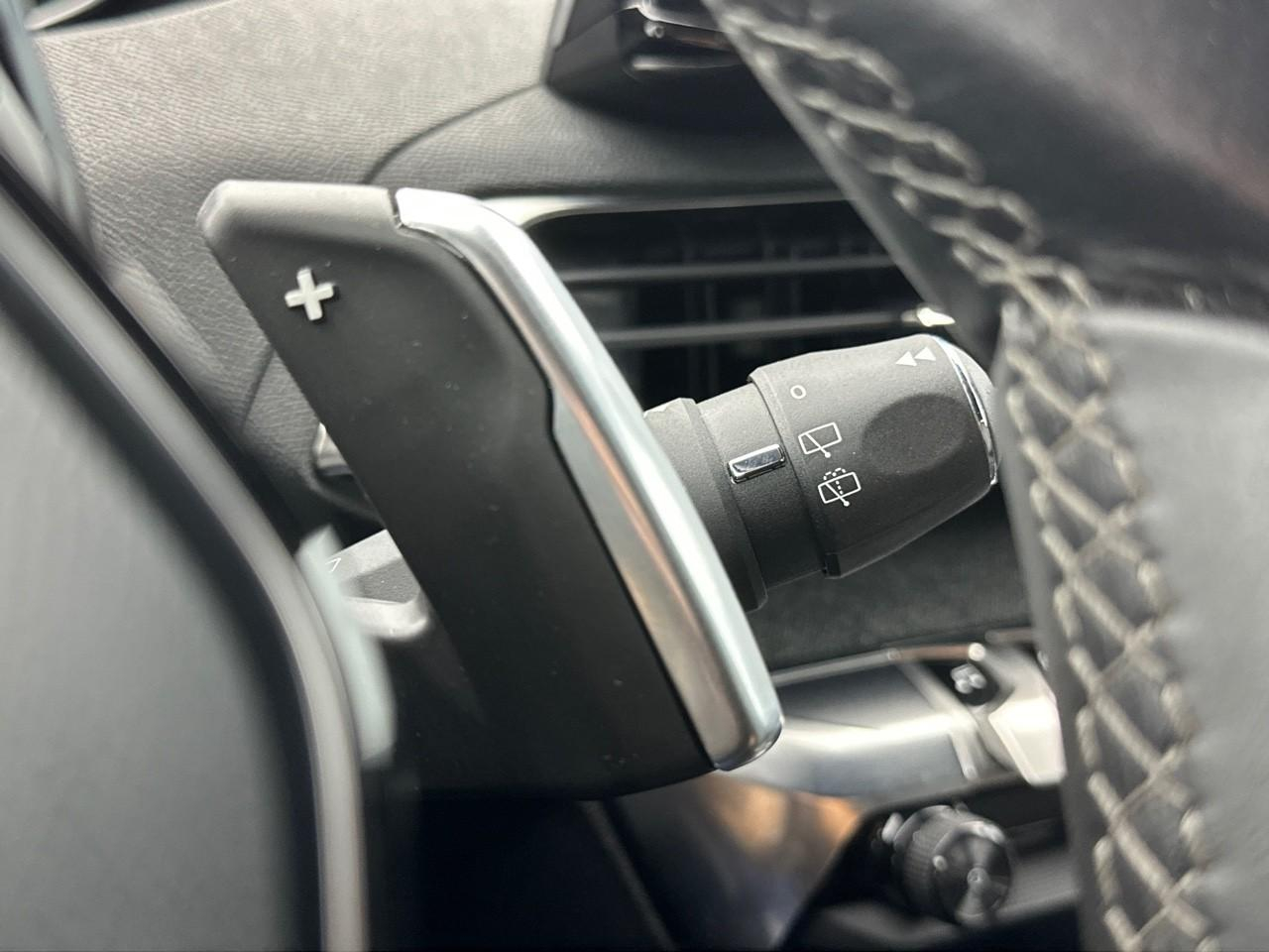 Peugeot 3008 puretech 130ch s&s eat8 allure pack — photo 18