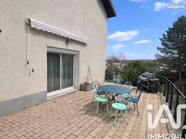 Maison familiale 6 pièces 171 m²