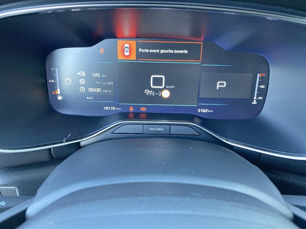 Citroën C5 Aircross puretech 130ch s&s shine eat8 — photo 21