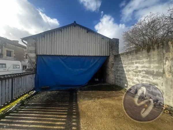 Vends maison à rénover