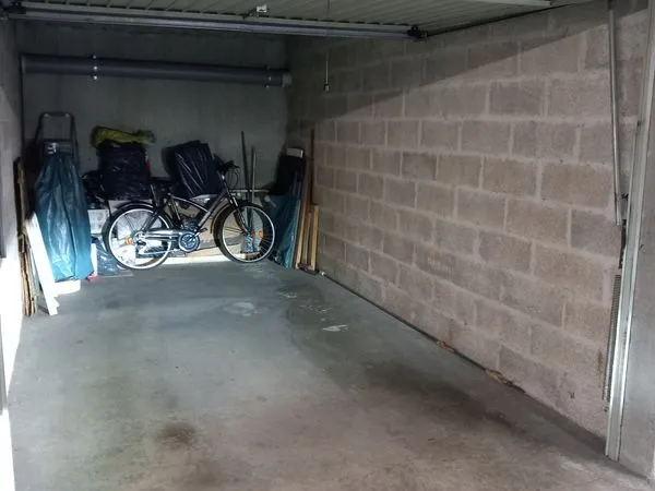 VDS Garage dans copropriété rue Guy de Maupassant 38100 Grenoble