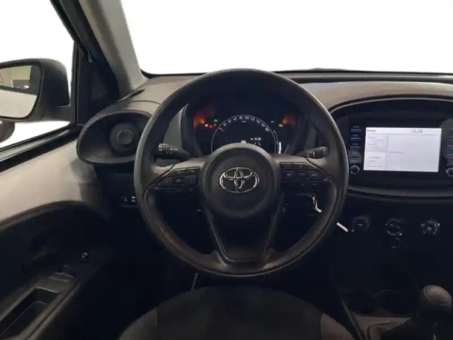 Toyota Aygo X 1.0 vvt-i 72ch active business my23 — photo 11