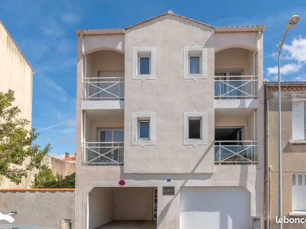 Studio 1 pièce 25 m²