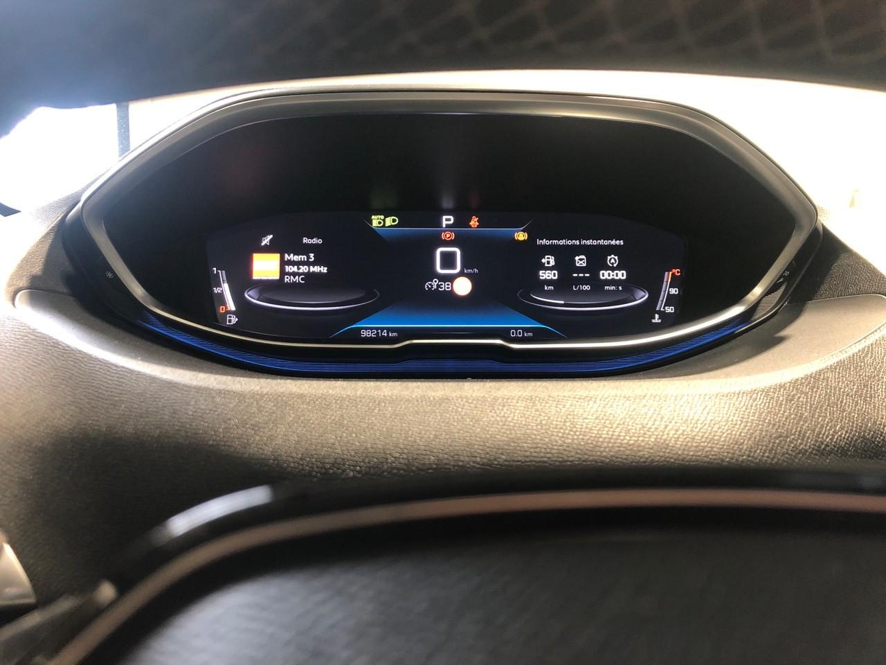 Peugeot 3008 bluehdi 130ch s&s eat8 allure pack — photo 15