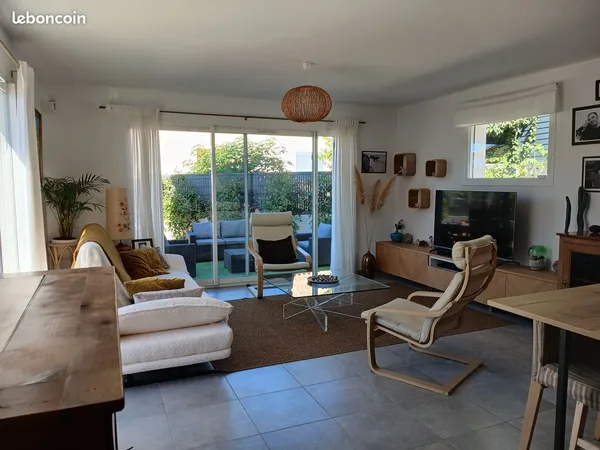 Maison Les Quatre Chemins des Routes TOULON