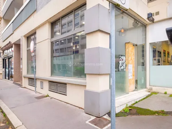 Boutique 2 pièces 67 m²