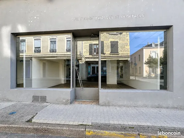 Local commercial 200 m² Bourgoin-Jallieu