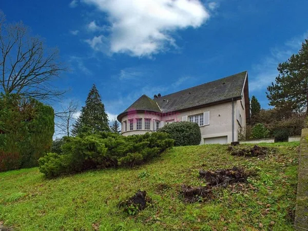 Maison 5 pièces 145 m²
